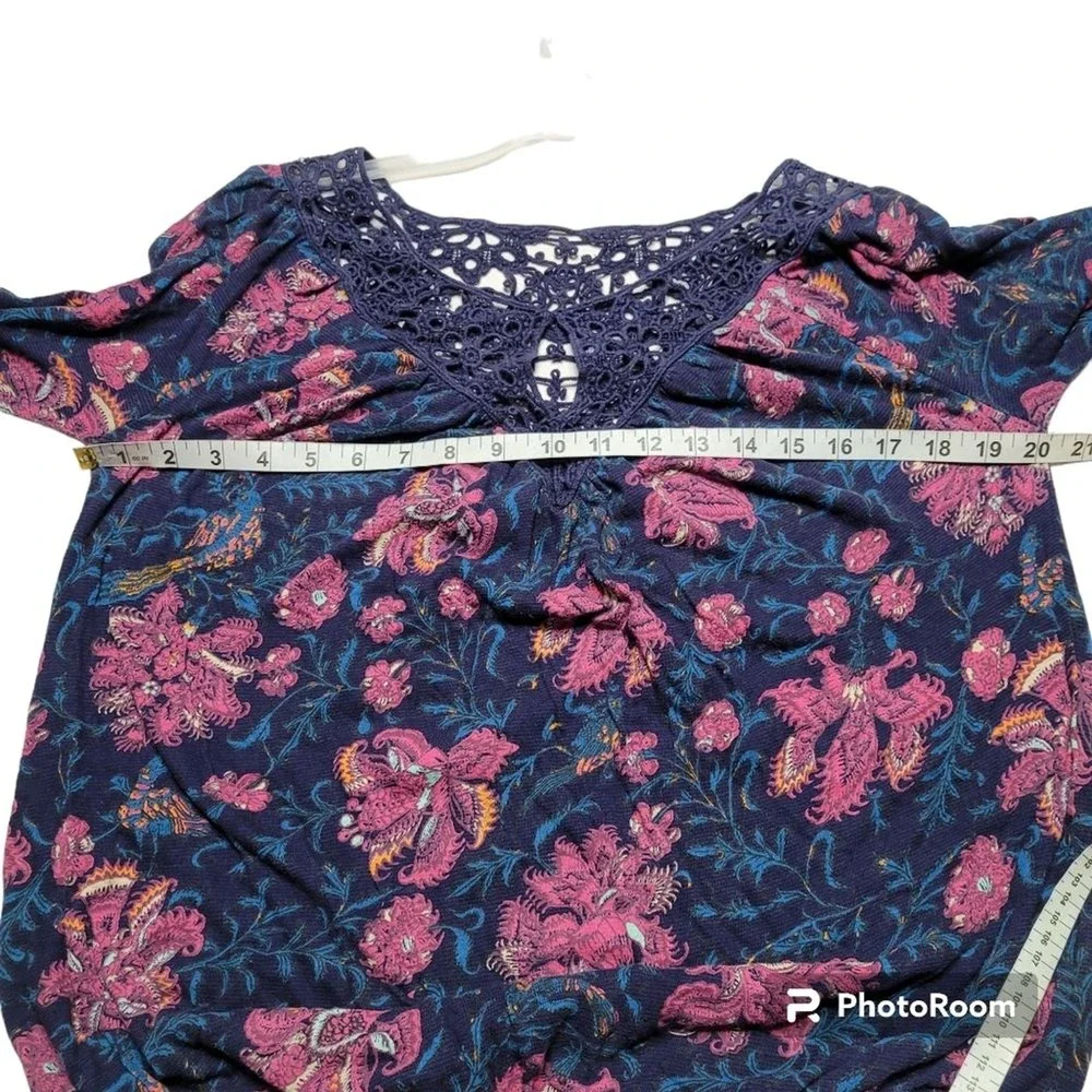 Lucky Brand Navy And Pink Floral‎ Katie Embroidered Crochet Lace Yoke Top Size M